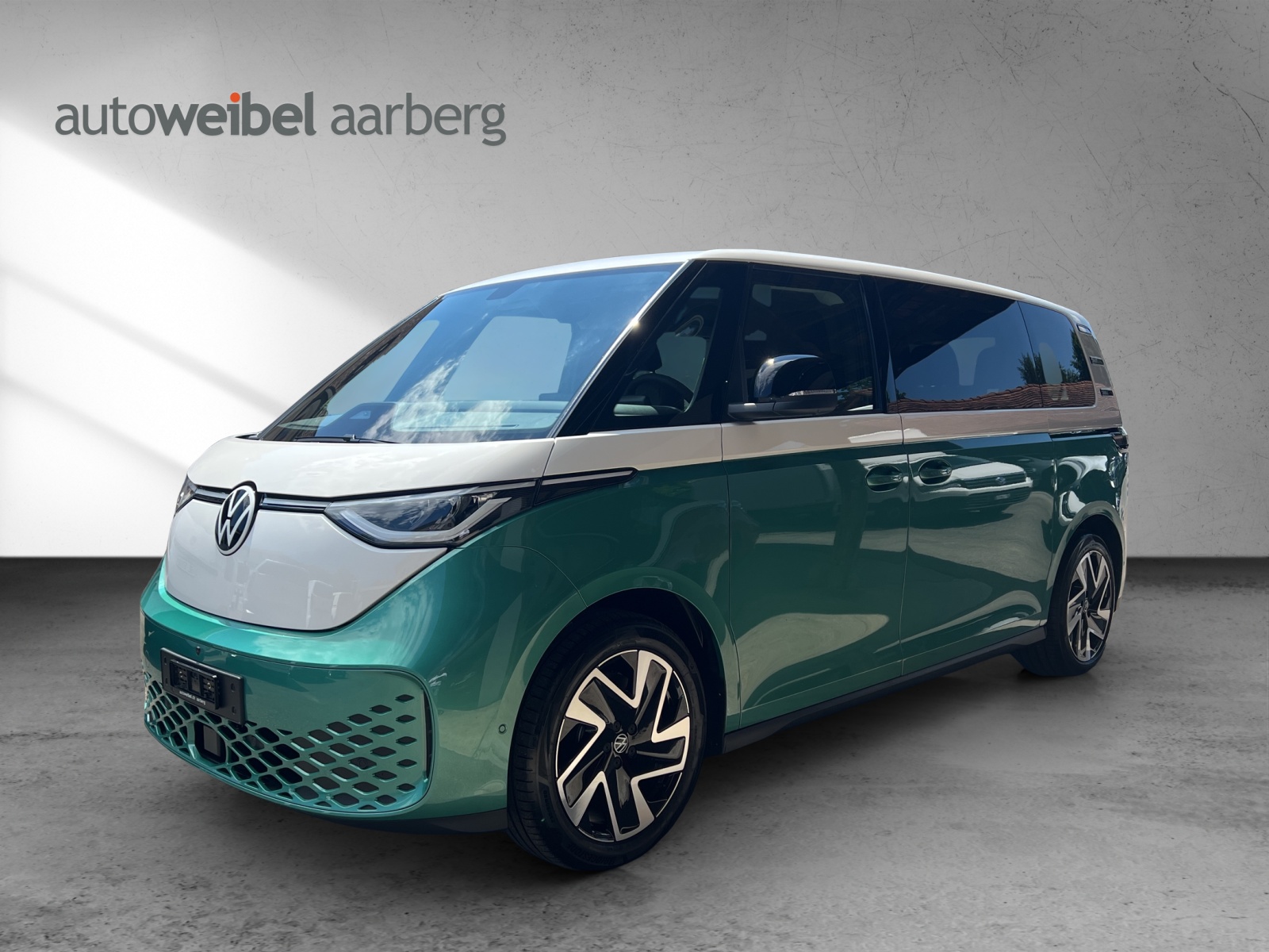 VW ID.Buzz LWB Pro 4 Motion-image-4
