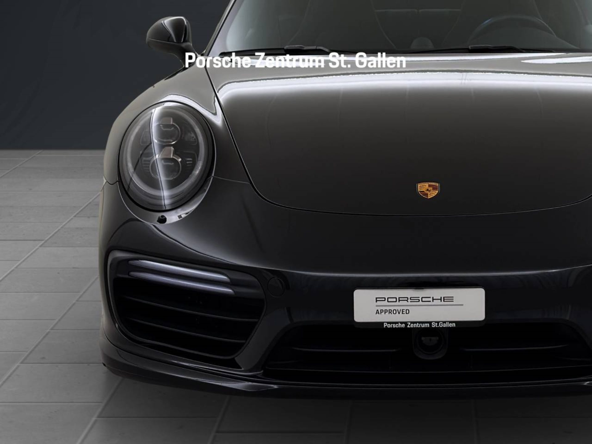 PORSCHE 911 Turbo S-image-8
