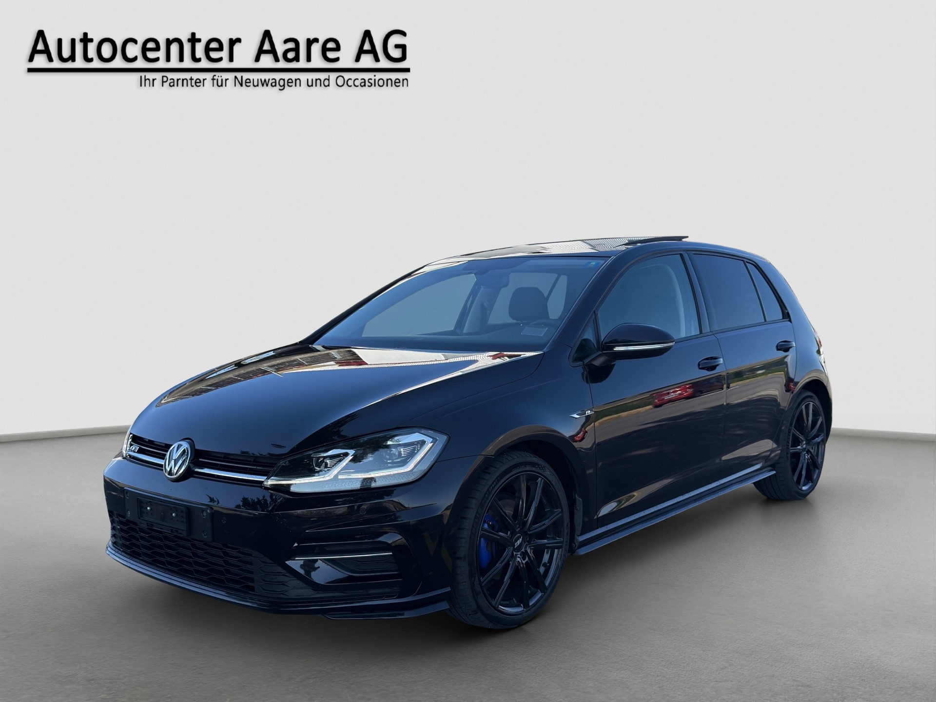 VW Golf 2.0 TDI Highline 4Motion R-LINE-image-2