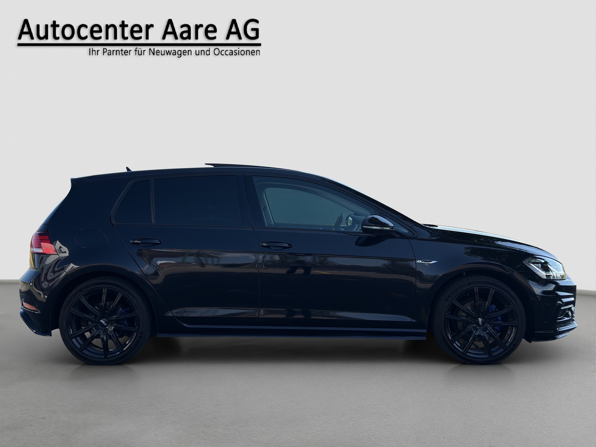 VW Golf 2.0 TDI Highline 4Motion R-LINE-image-7