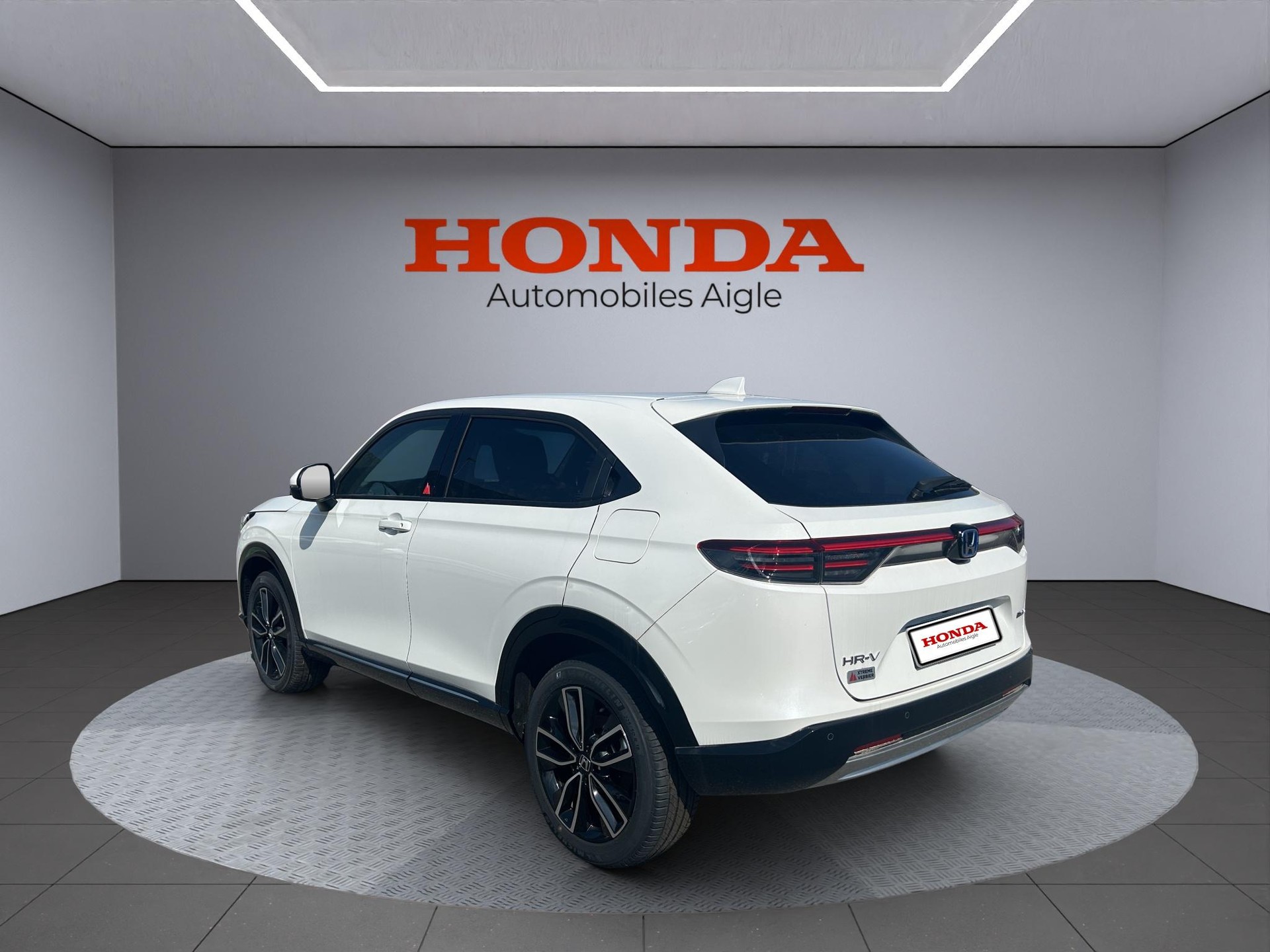 HONDA HR-V 1.5 i-MMD Advance-showroom-element-2