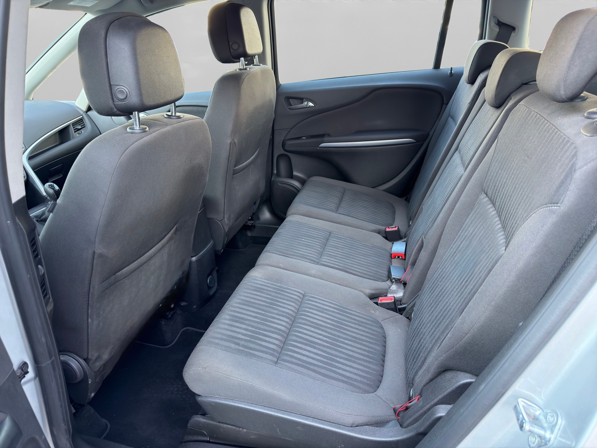 OPEL Zafira 1.4i Turbo Enjoy-image-12