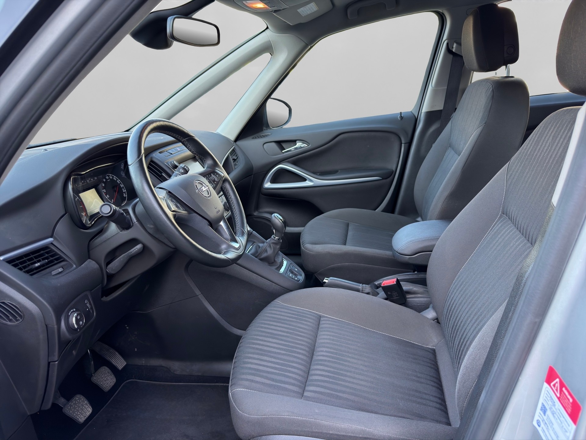 OPEL Zafira 1.4i Turbo Enjoy-image-8
