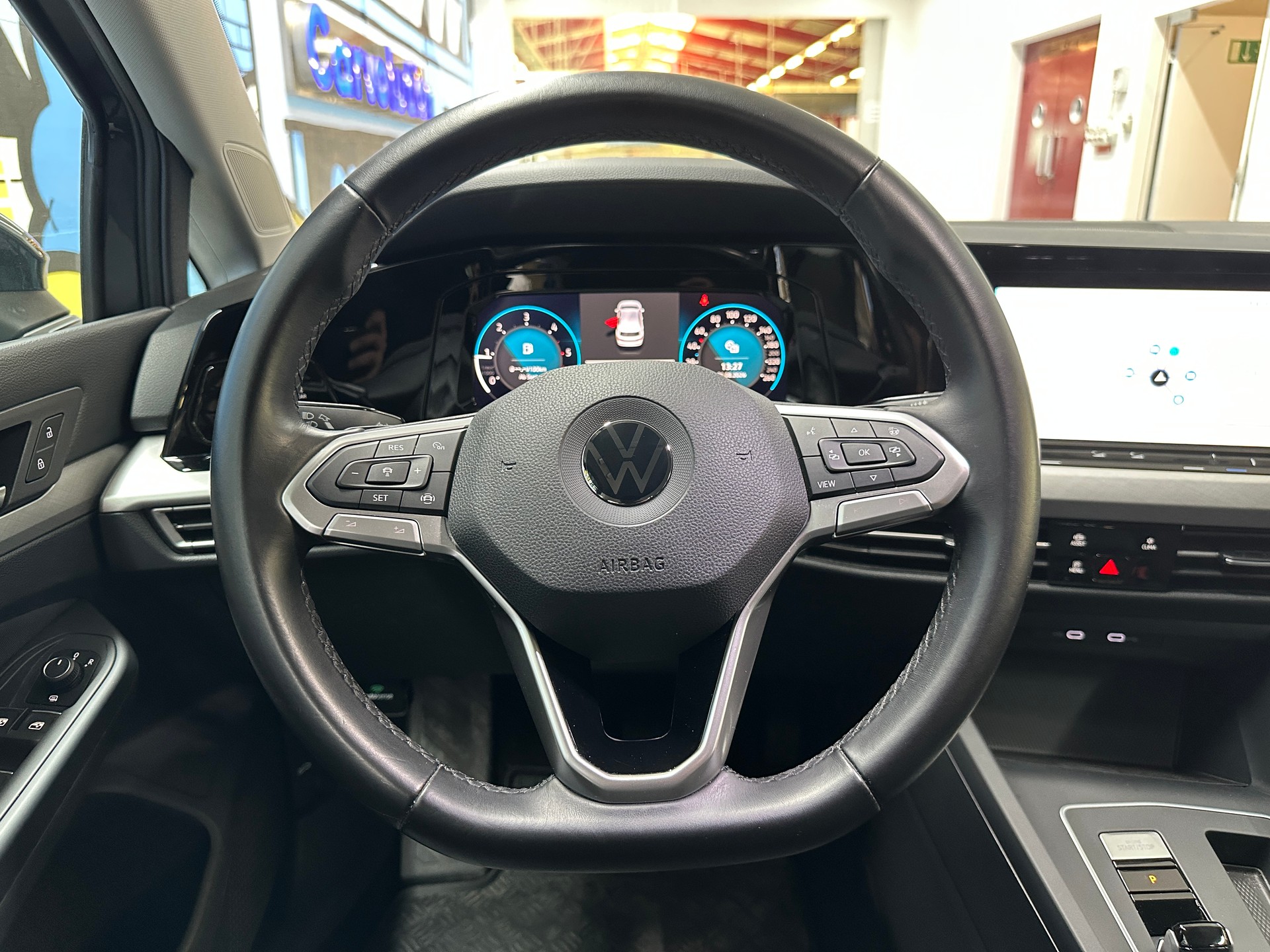 VW Golf 2.0 TDI Style DSG-image-10