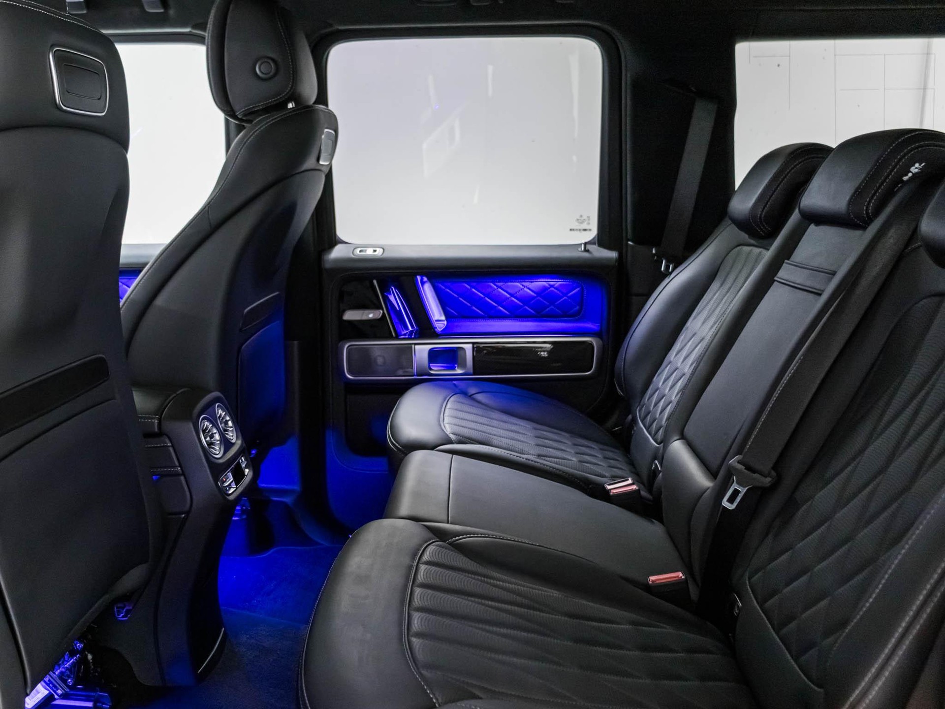 MERCEDES-BENZ G 63 AMG-image-7