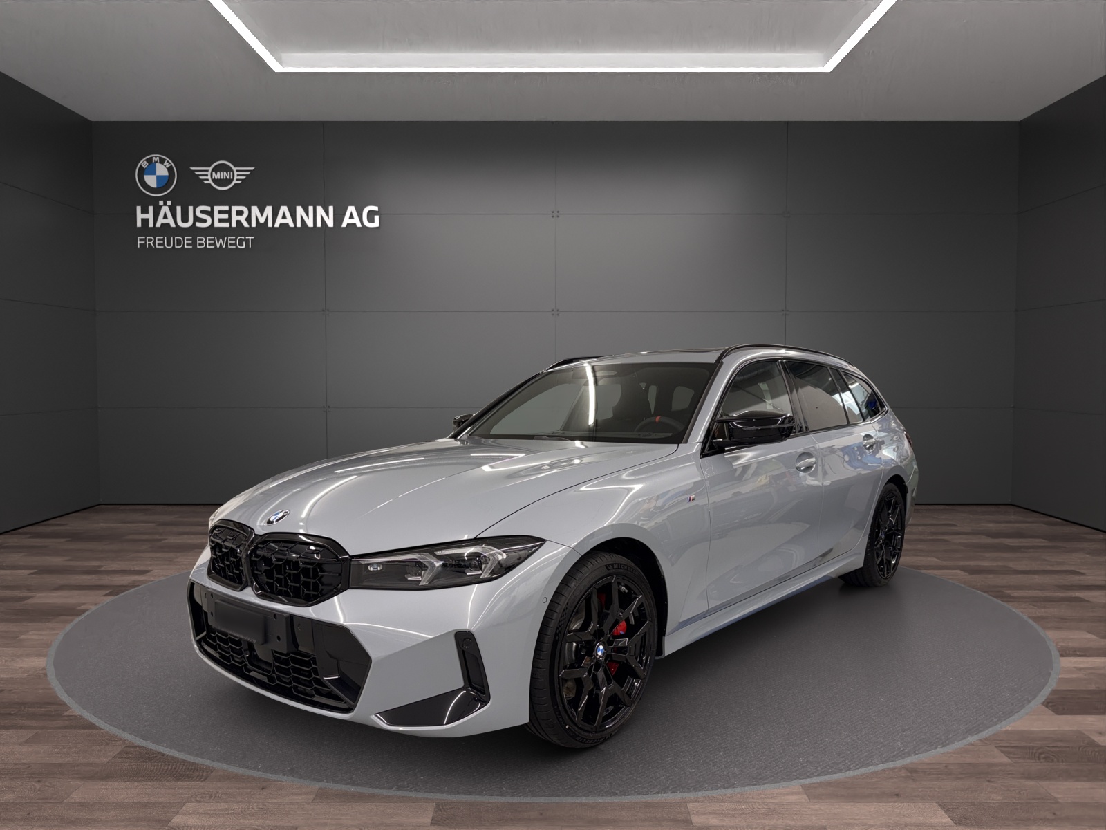 BMW M340i xDrive 48V Touring Steptronic M Sport Pro-image-0