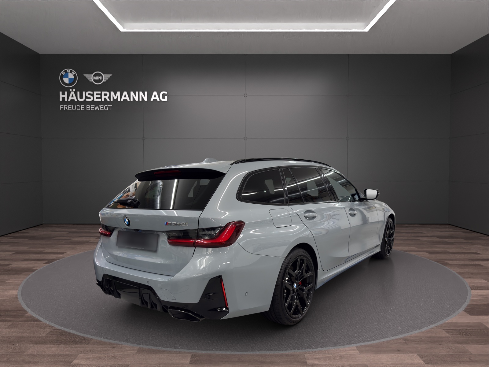 BMW M340i xDrive 48V Touring Steptronic M Sport Pro-image-4