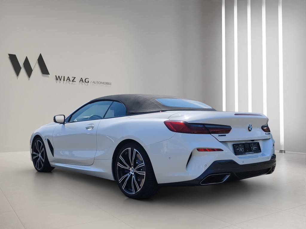 BMW M850i xDrive Cabriolet-image-14