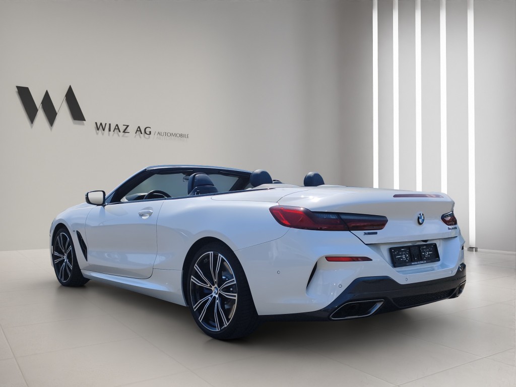 BMW M850i xDrive Cabriolet-image-12
