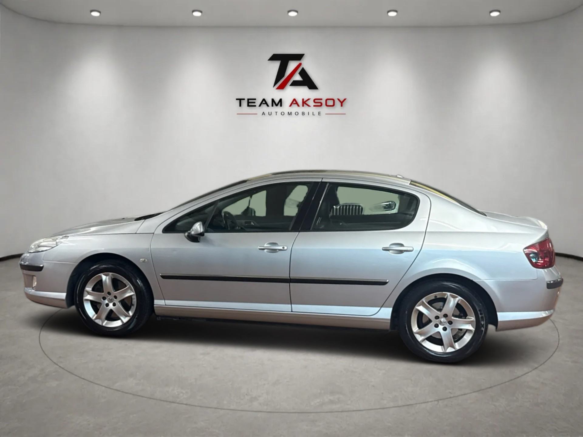 PEUGEOT 407 2.2 ST Executive-image-7