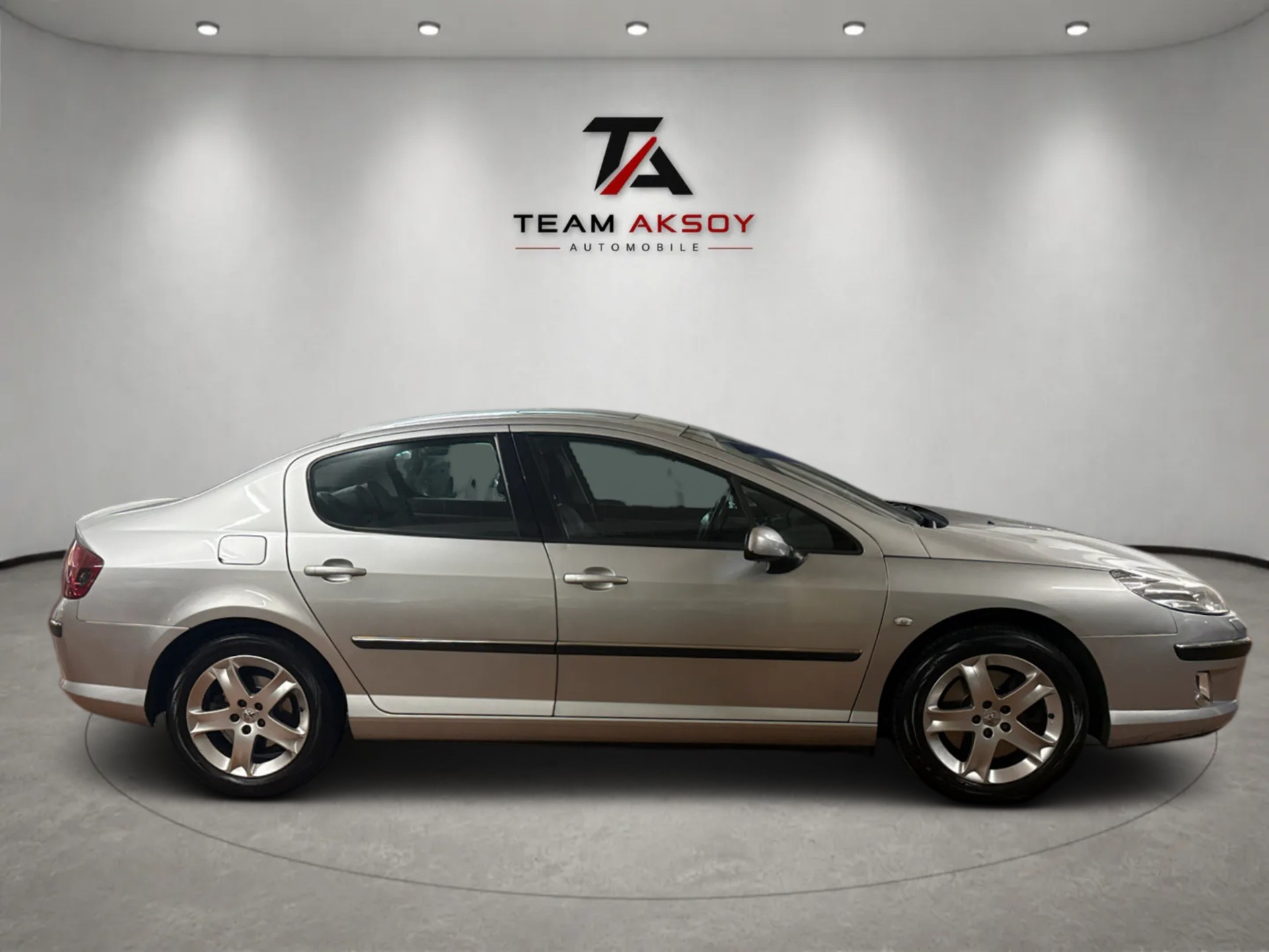 PEUGEOT 407 2.2 ST Executive-image-3