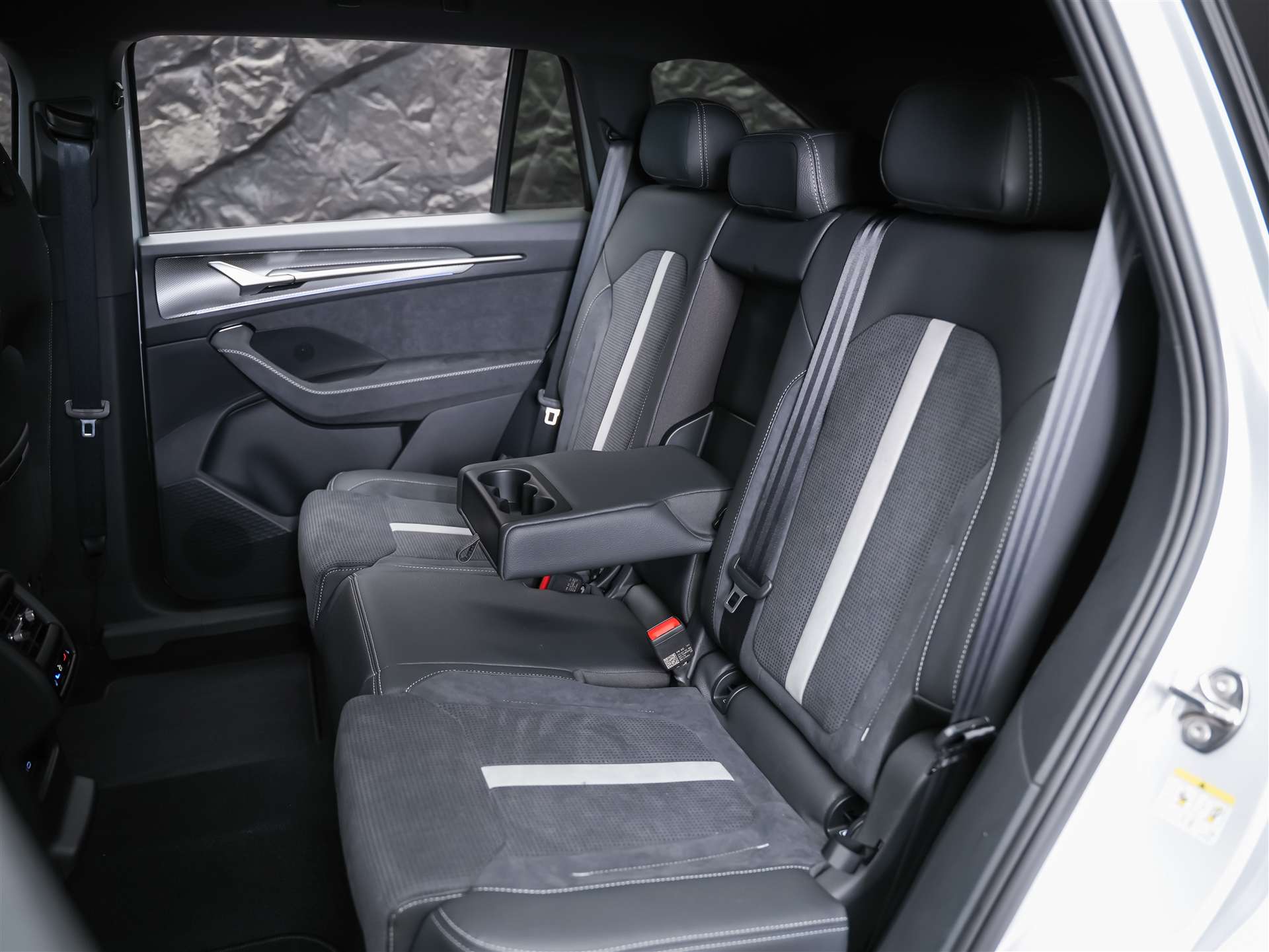 SKODA Kodiaq 2.0 TDI Sportline 4x4 *Matrix LED*Anhängerkupplung*-image-12