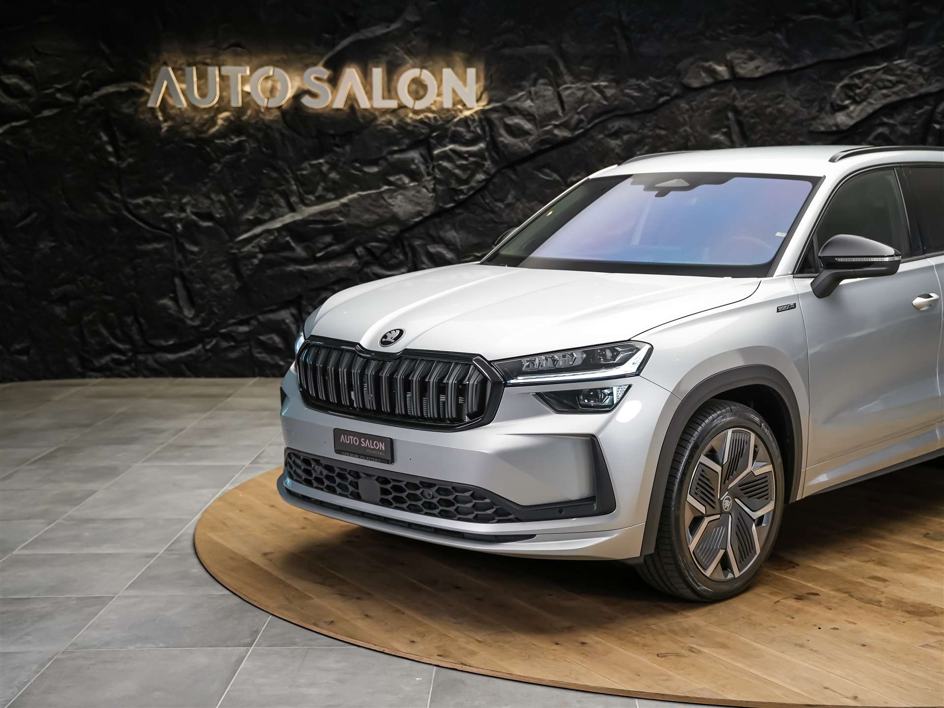 SKODA Kodiaq 2.0 TDI Sportline 4x4 *Matrix LED*Anhängerkupplung*-image-14