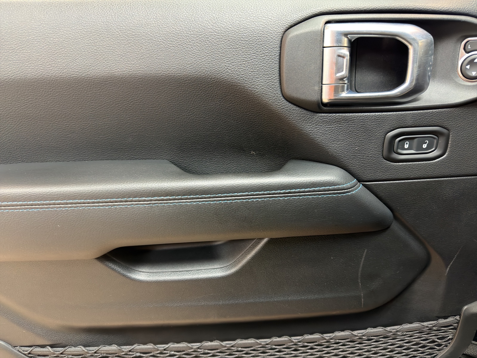JEEP Wrangler 2.0PHEVRubiconDT-image-8