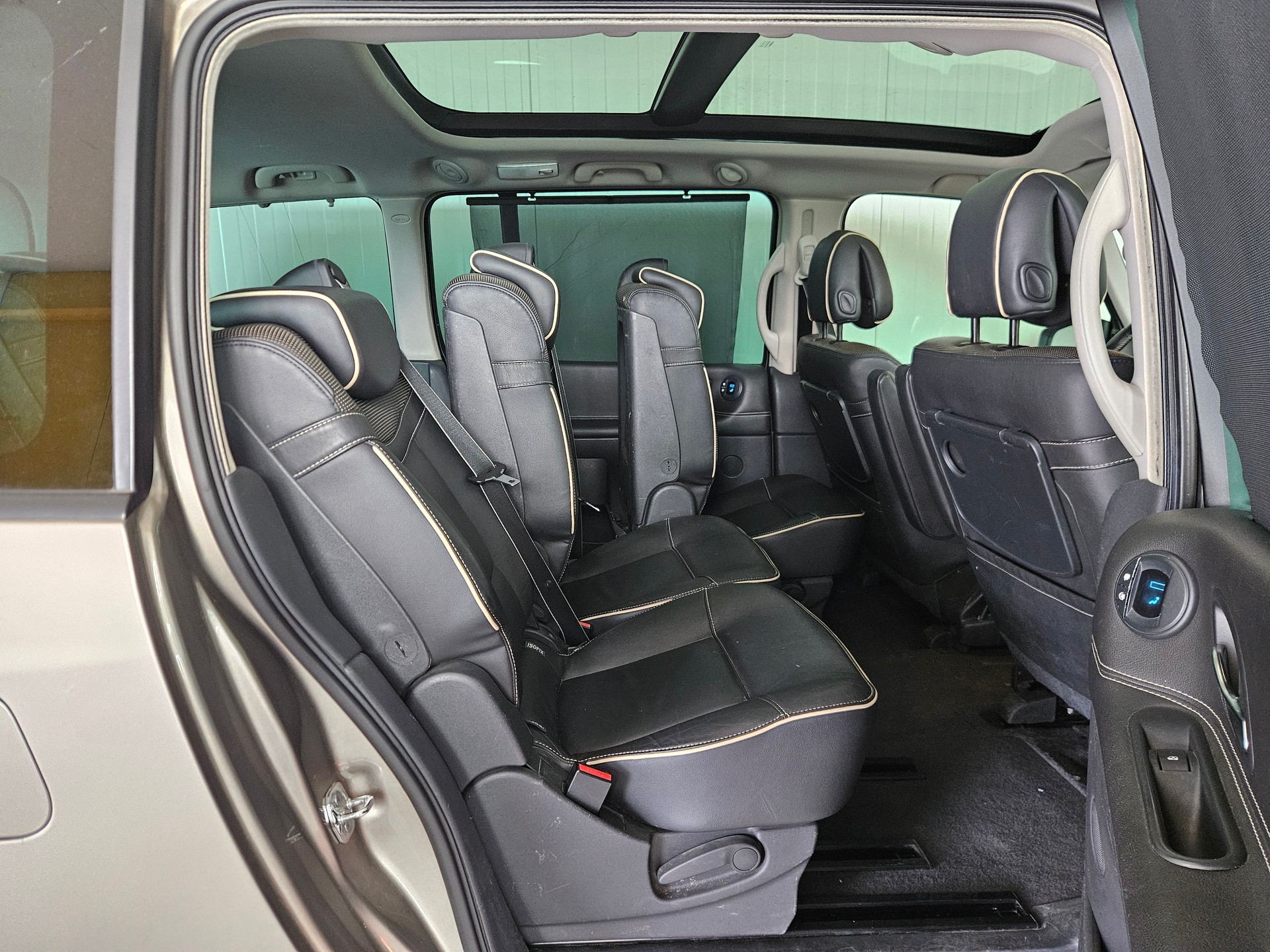 RENAULT Grand Espace 2.0 dCi Initiale Automatic-image-11