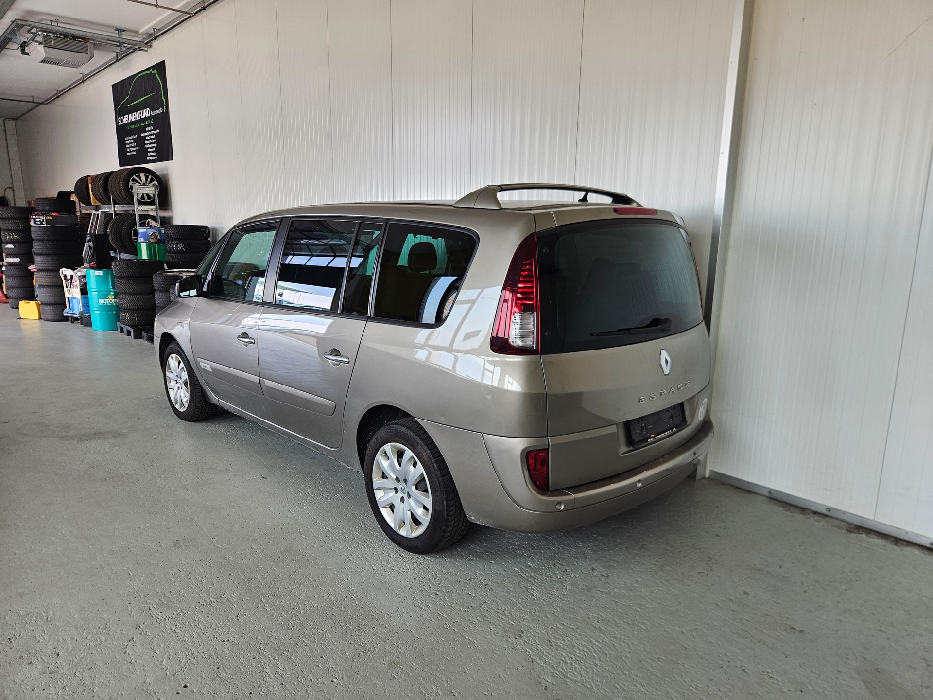 RENAULT Grand Espace 2.0 dCi Initiale Automatic-image-2