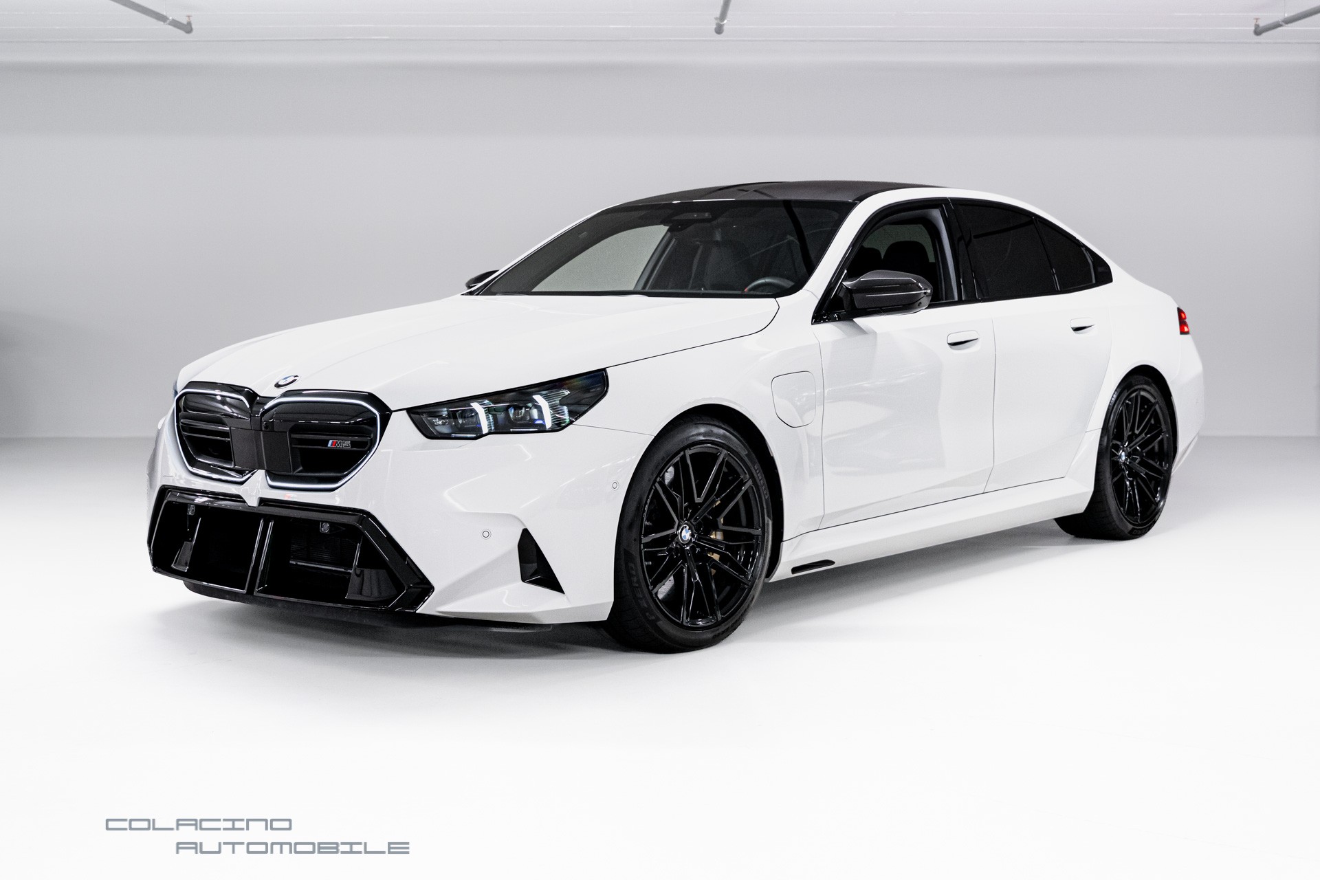 BMW M5 xDrive-image-0