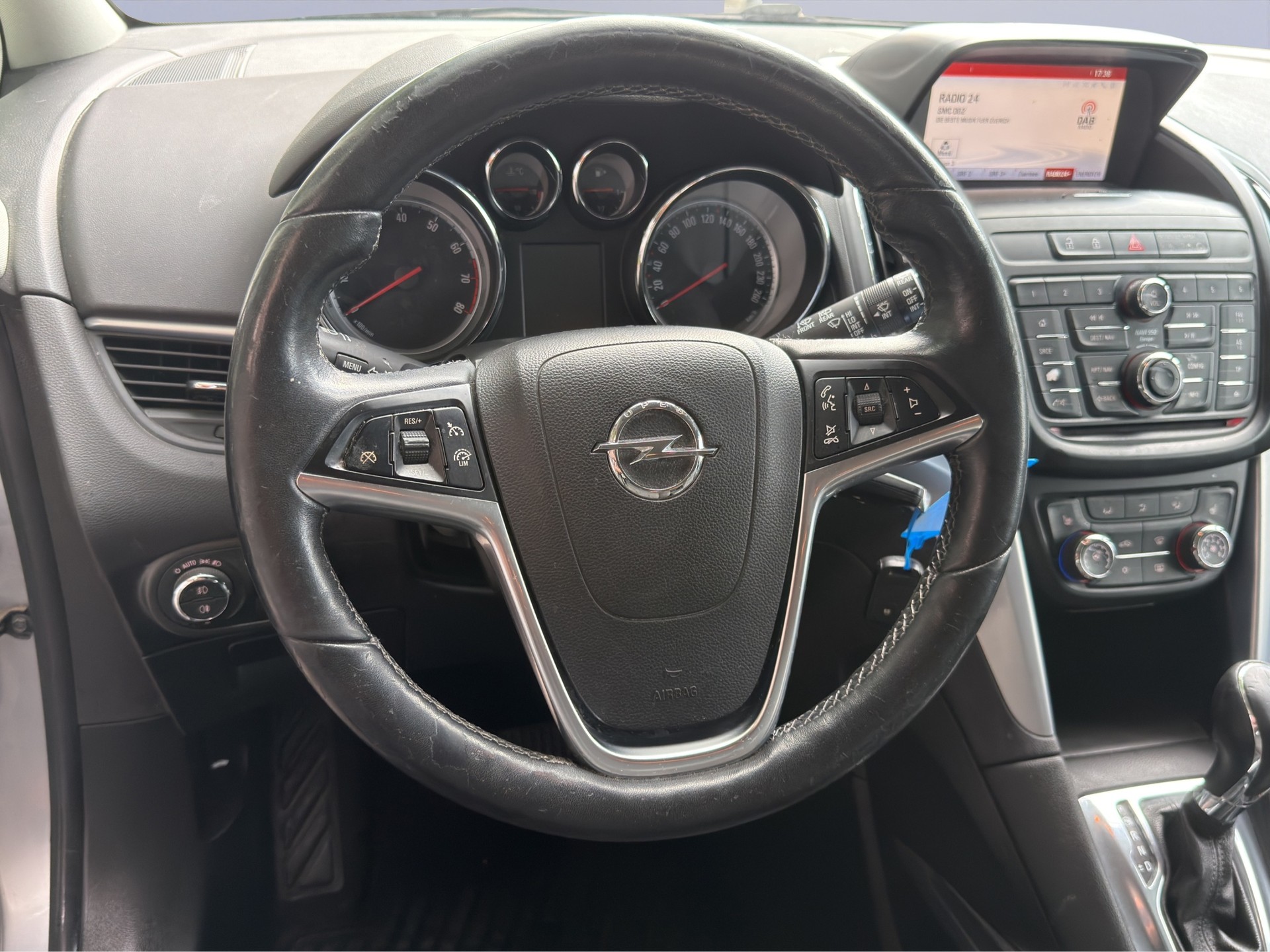 OPEL Zafira Tourer 1.4i 16V Turbo Sport Automatic-image-14