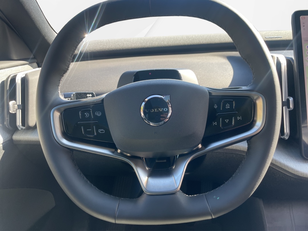 VOLVO EX30 E60 69kWh Twin Ultra-image-14