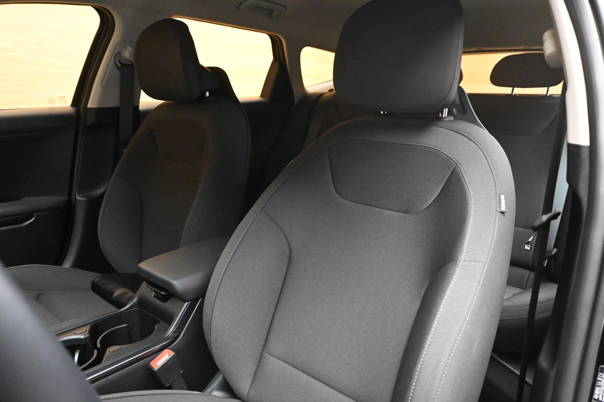 KIA K4 1.6 SW T-GDi Power 7DCT-image-3