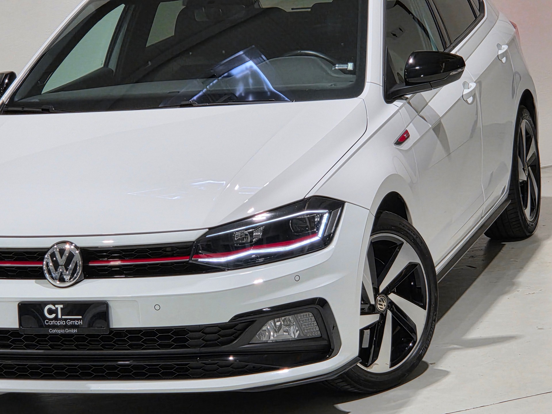 VW Polo 2.0 TSI GTI DSG-image-22