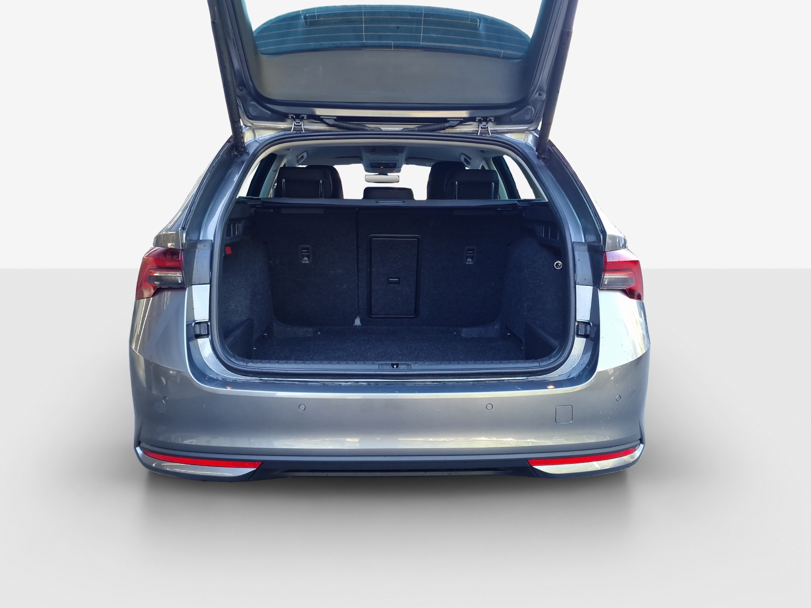 SKODA Octavia Combi 2.0 TDI DSG Selection-image-12