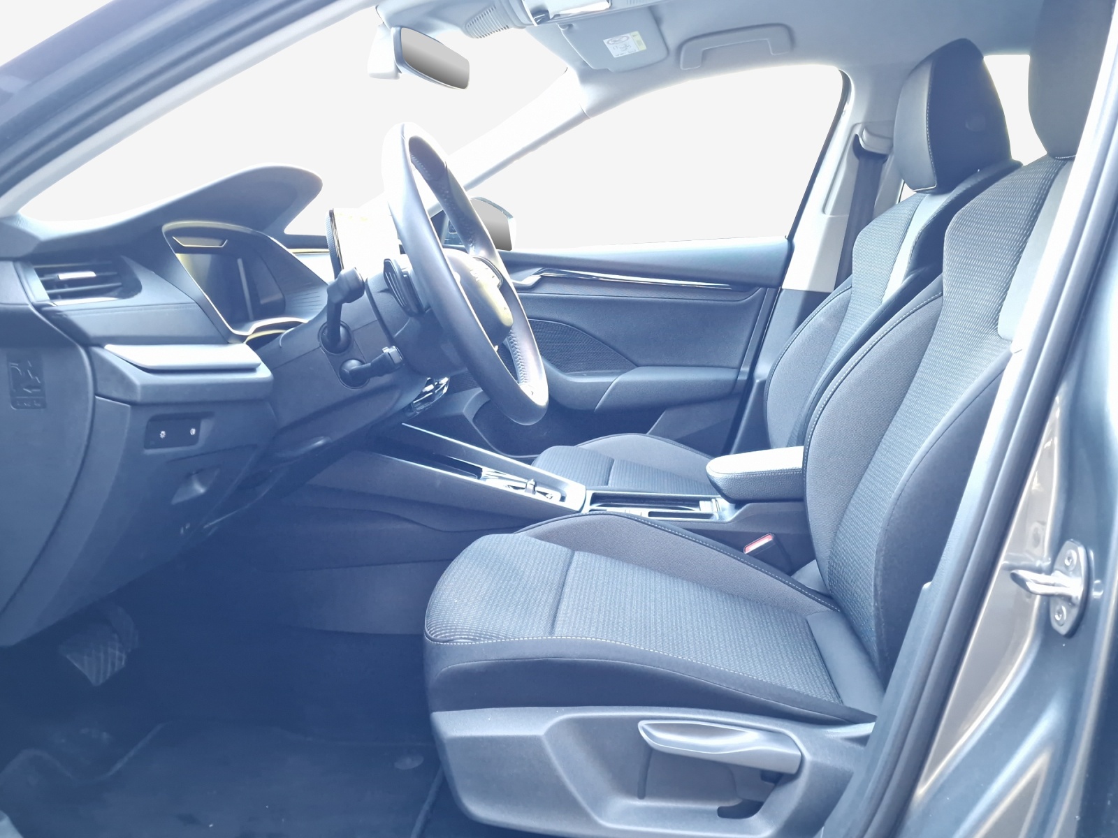 SKODA Octavia Combi 2.0 TDI DSG Selection-image-7