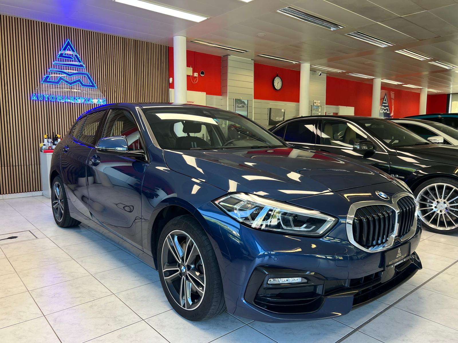 BMW 120d xDrive-image-0