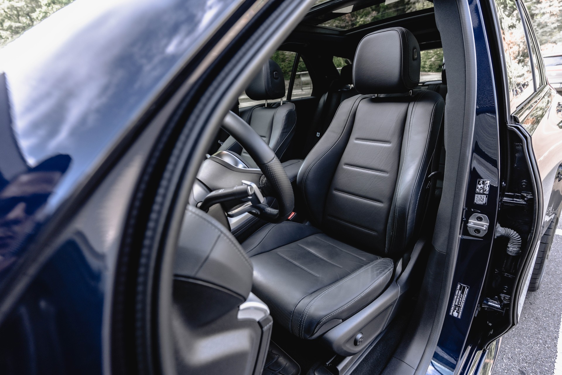 MERCEDES-BENZ GLE 400 d 4Matic AMG Line 9G-Tronic * INKL. MERCEDES GARANTIE * HINTERACHSLENKUNG *-image-22