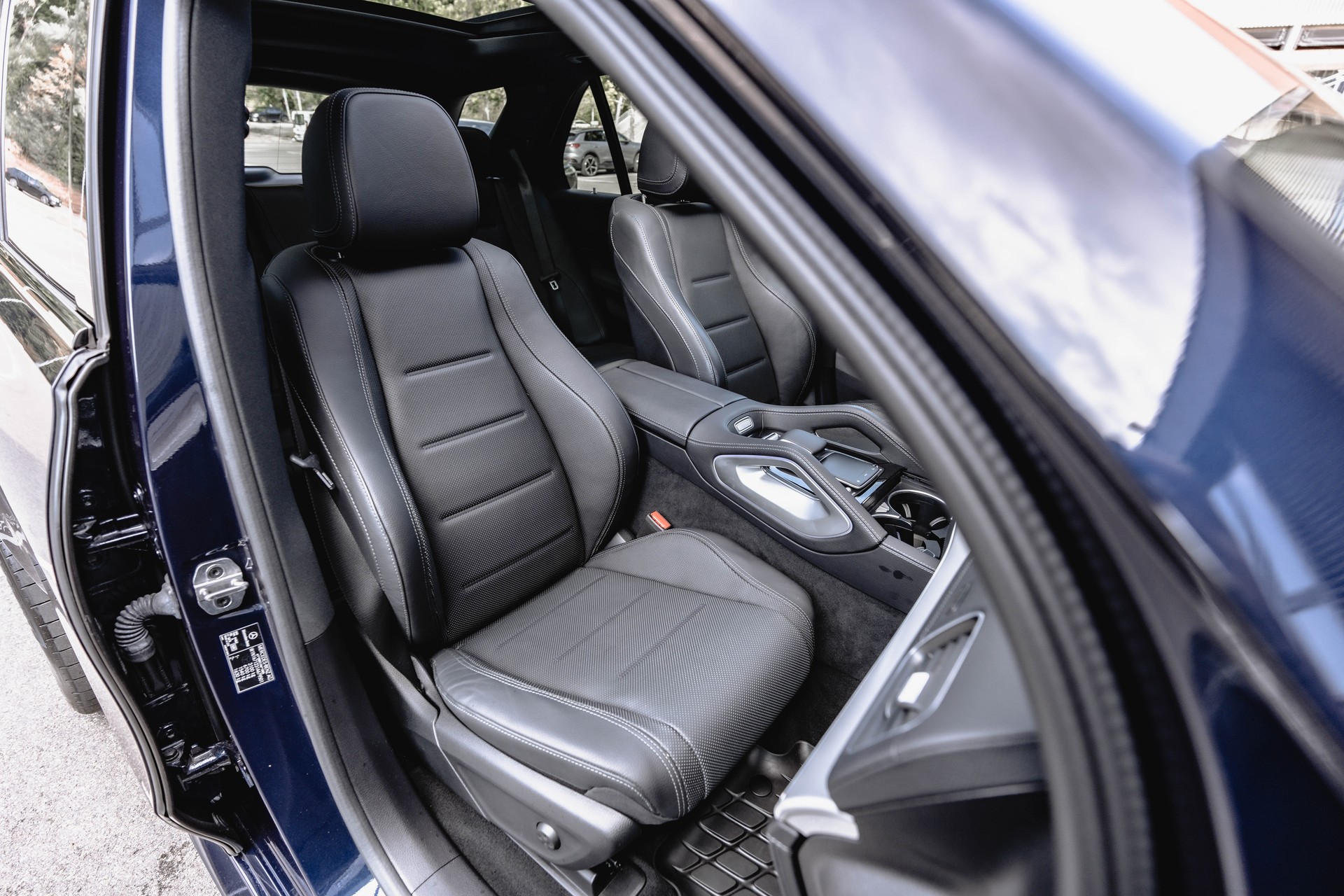 MERCEDES-BENZ GLE 400 d 4Matic AMG Line 9G-Tronic * INKL. MERCEDES GARANTIE * HINTERACHSLENKUNG *-image-24