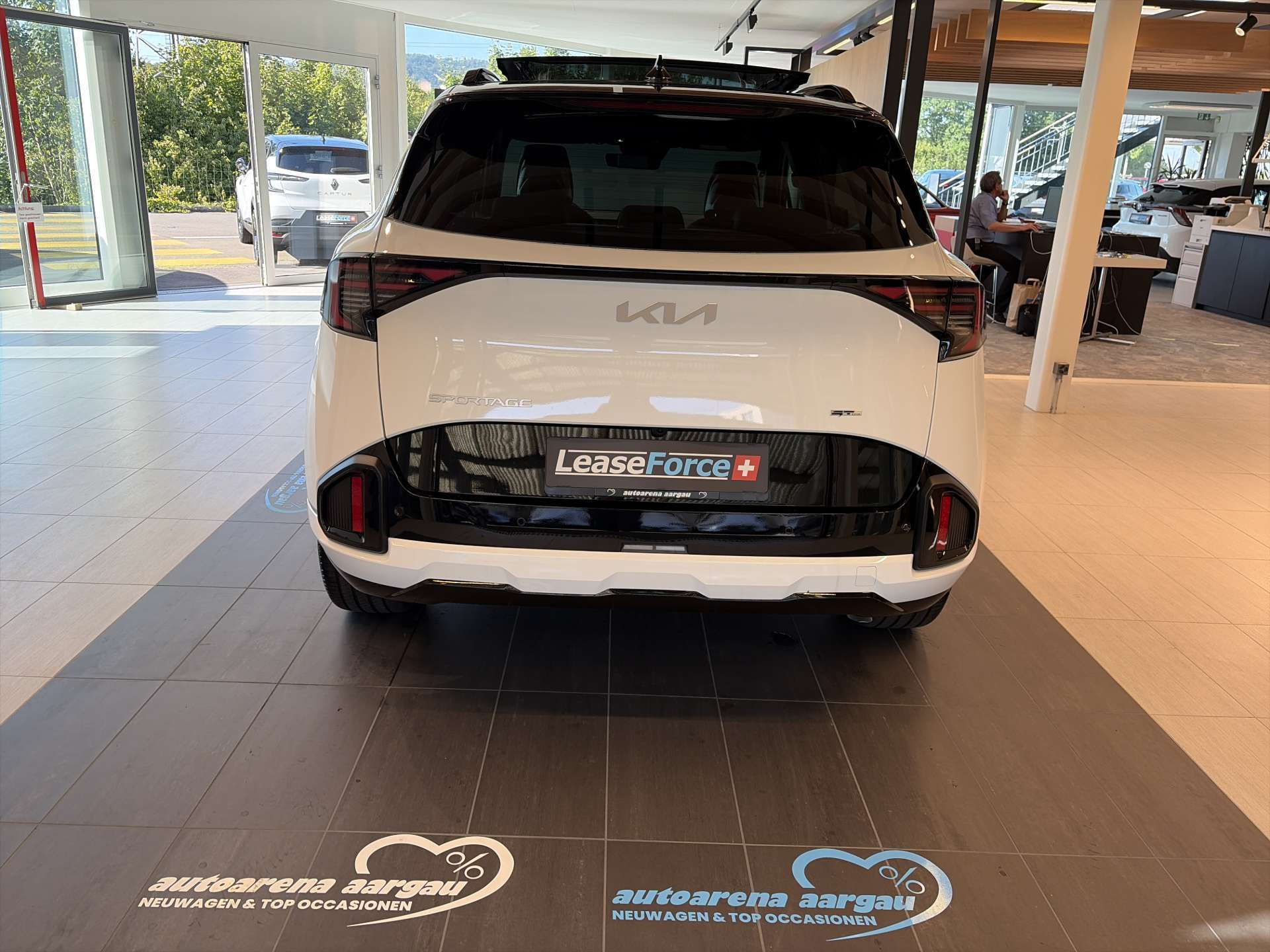 KIA Sportage 1.6T-GDi HEV GT-Line 239PS 4x4 Automat NEUES MODELL-image-12