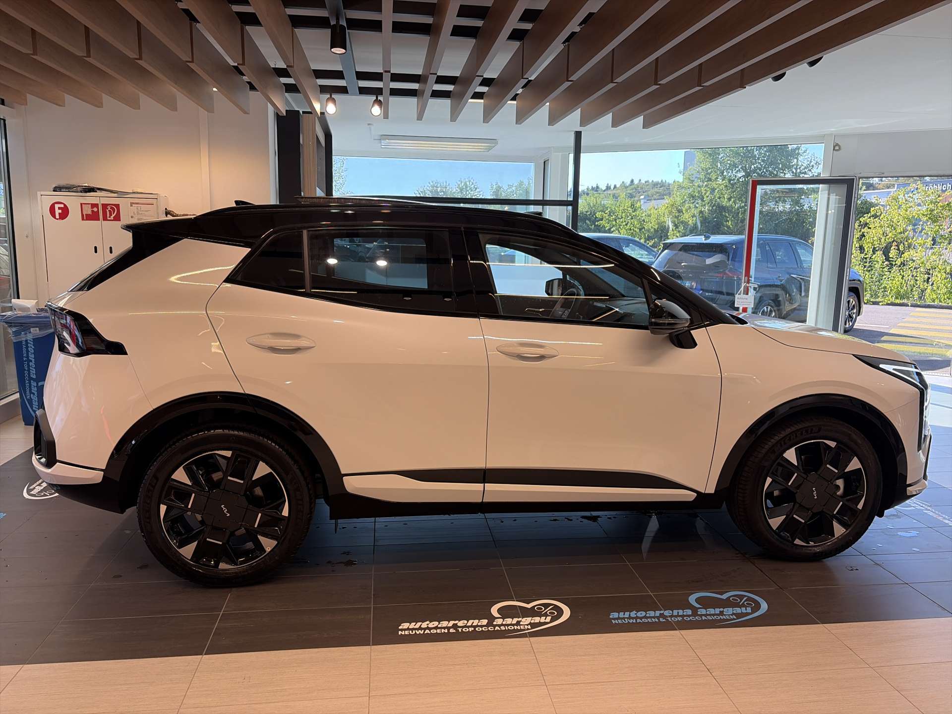 KIA Sportage 1.6T-GDi HEV GT-Line 239PS 4x4 Automat NEUES MODELL-image-13