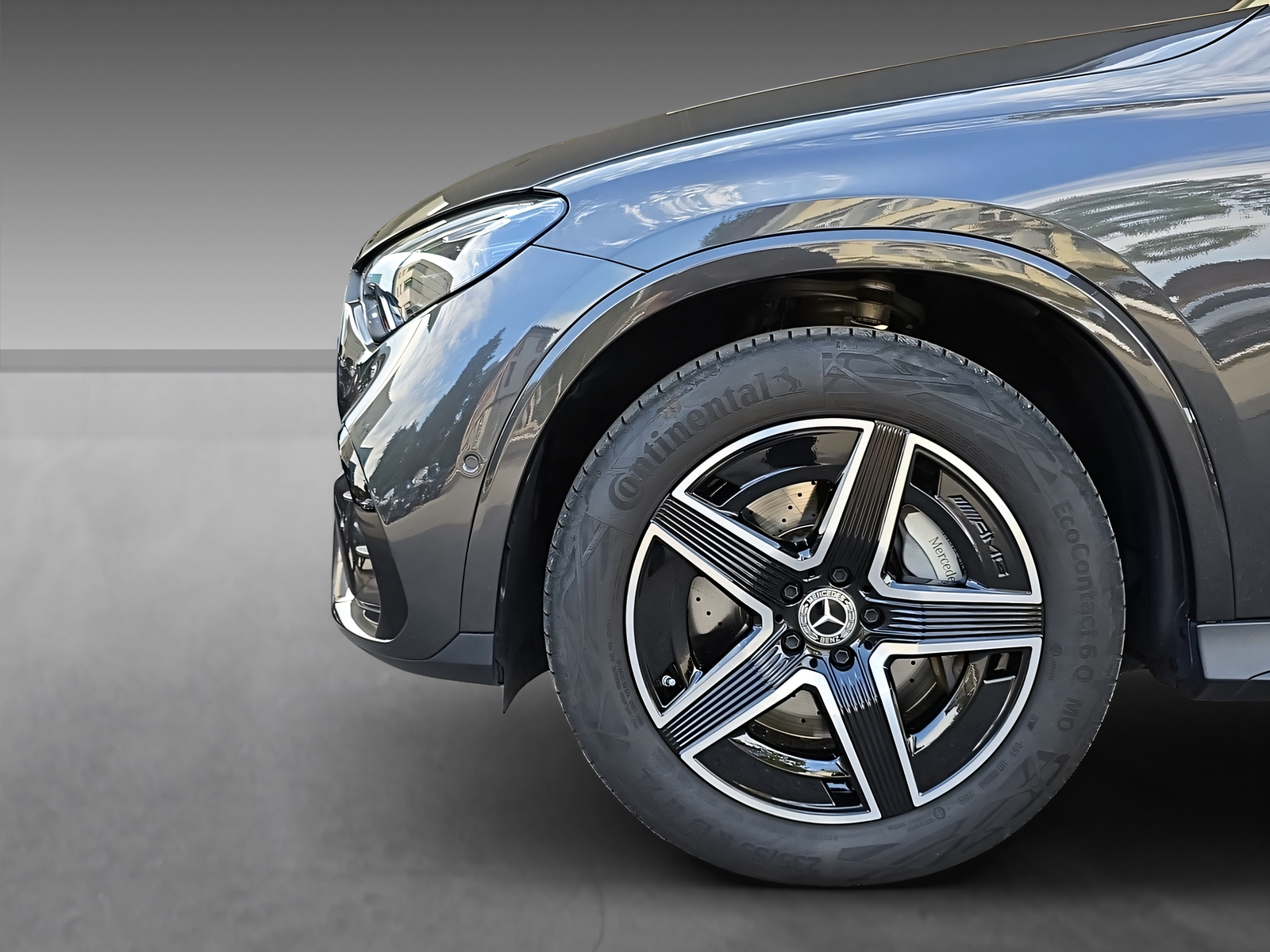 MERCEDES-BENZ GLC 400 e 4Matic AMG Line-image-5