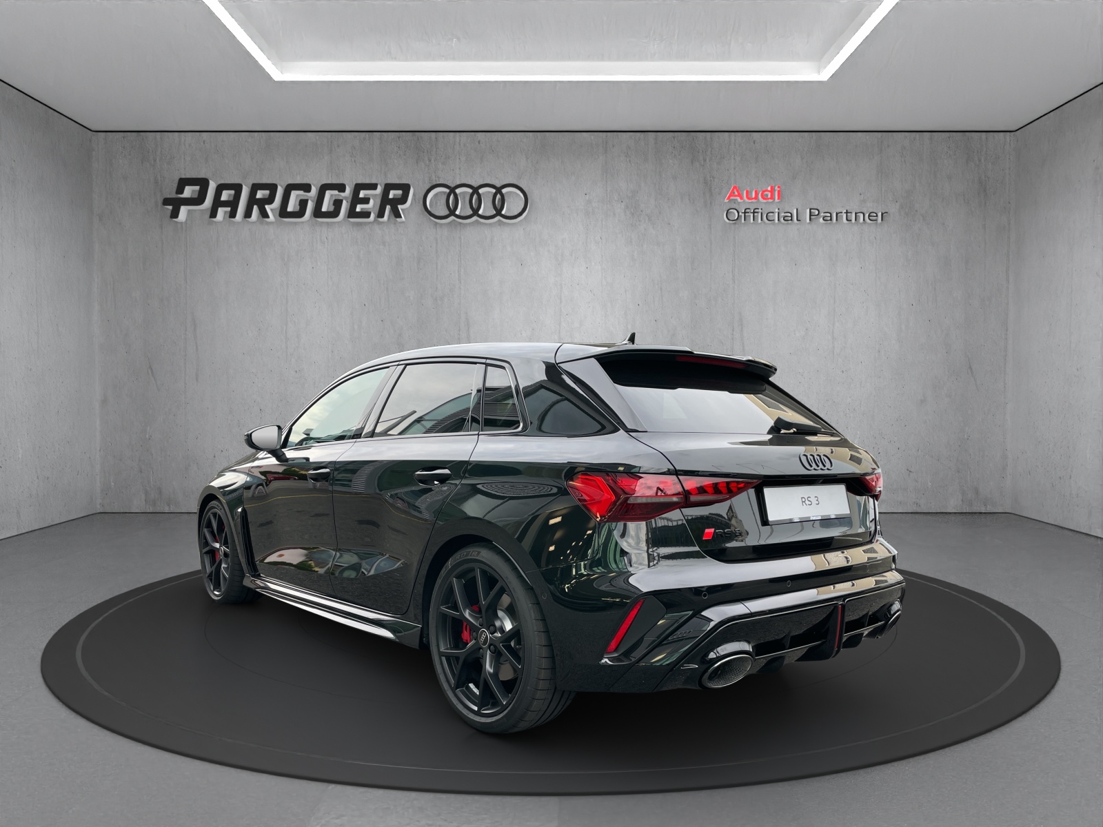 AUDI RS3 Sportback 2.5 TSI quattro S-tronic-image-4