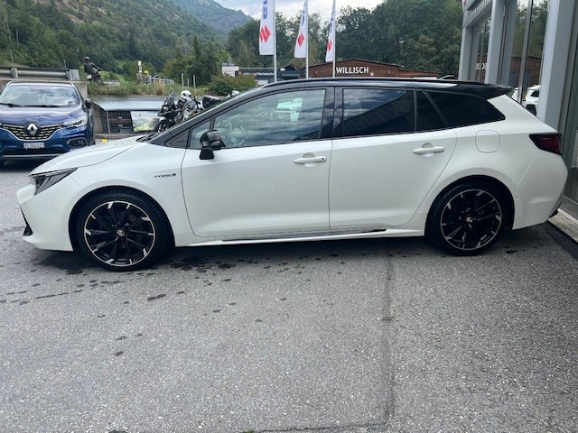 TOYOTA Corolla Touring Sports 2.0 HSD Trend e-CVT-image-2