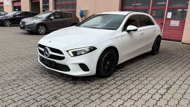 MERCEDES-BENZ A 180 7G-DCT-image-1