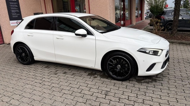 MERCEDES-BENZ A 180 7G-DCT-image-4