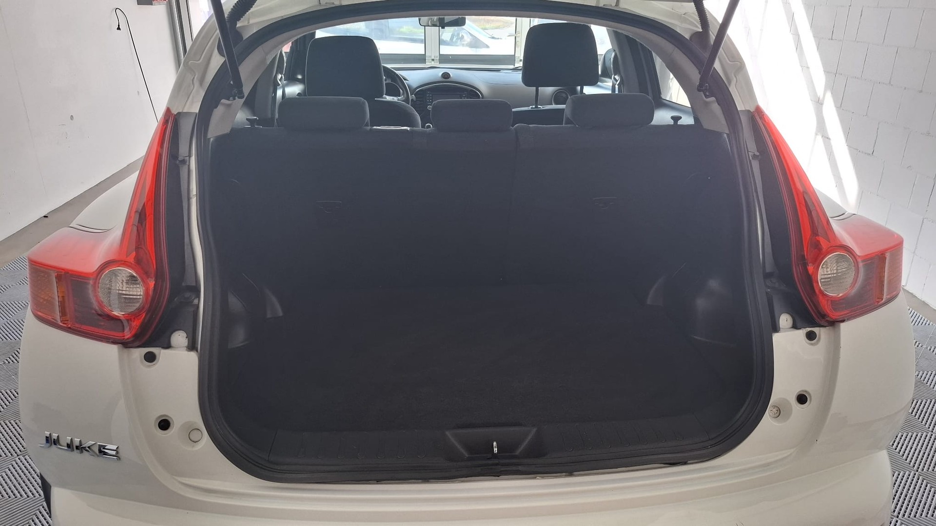 NISSAN Juke 1.6 tekna Xtronic CVT-image-11