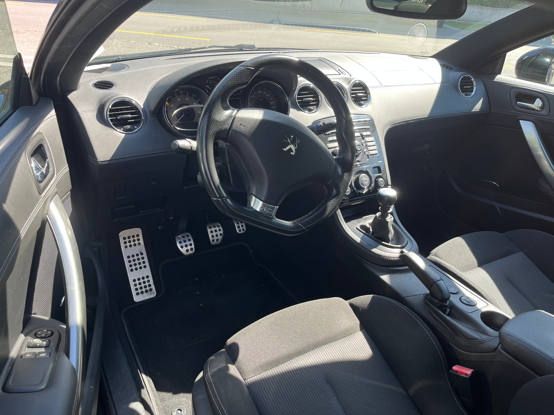 PEUGEOT RCZ 1.6 Turbo Asphalt-image-7