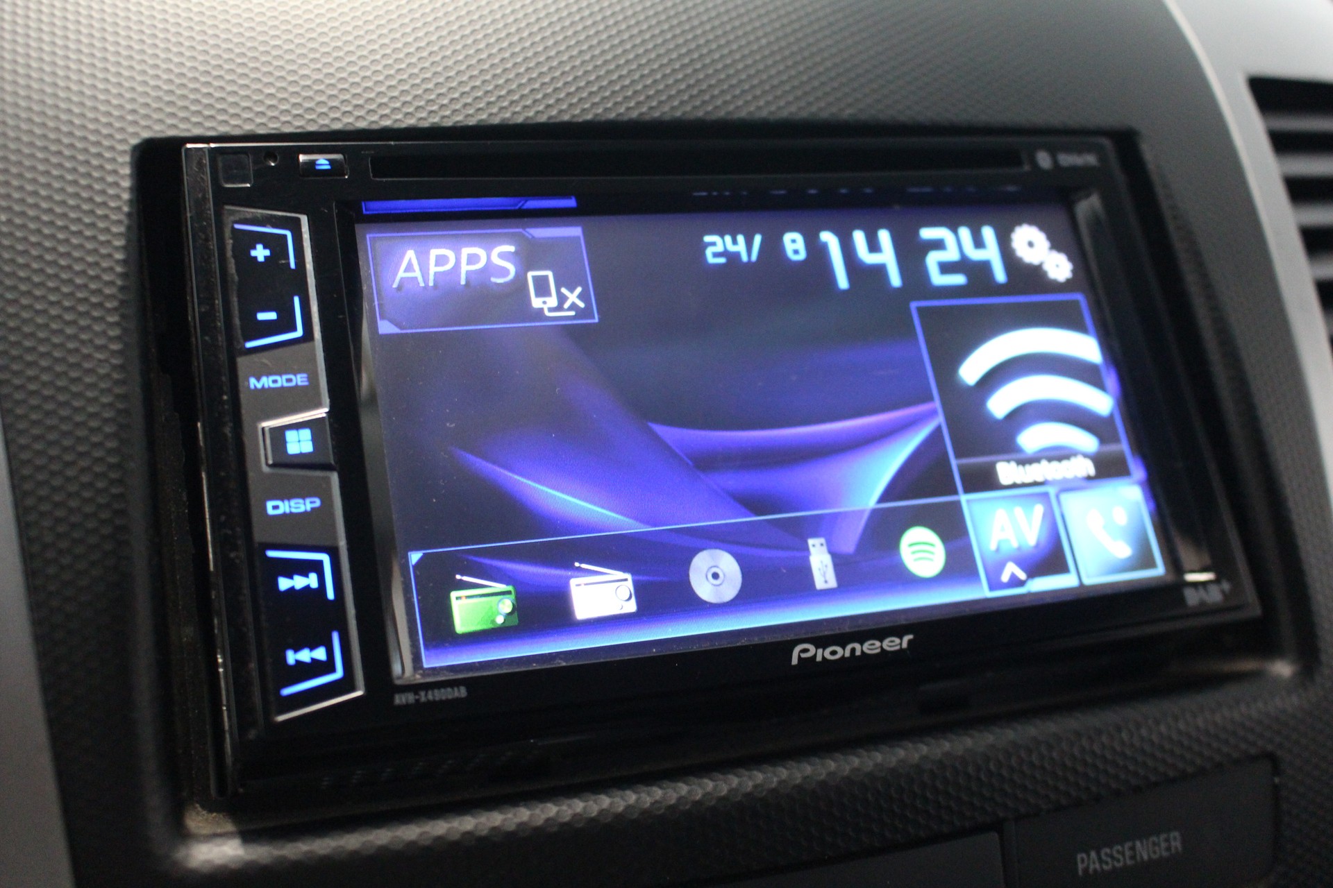 MITSUBISHI Outlander 2.4 MIVEC Invite CVT-image-17