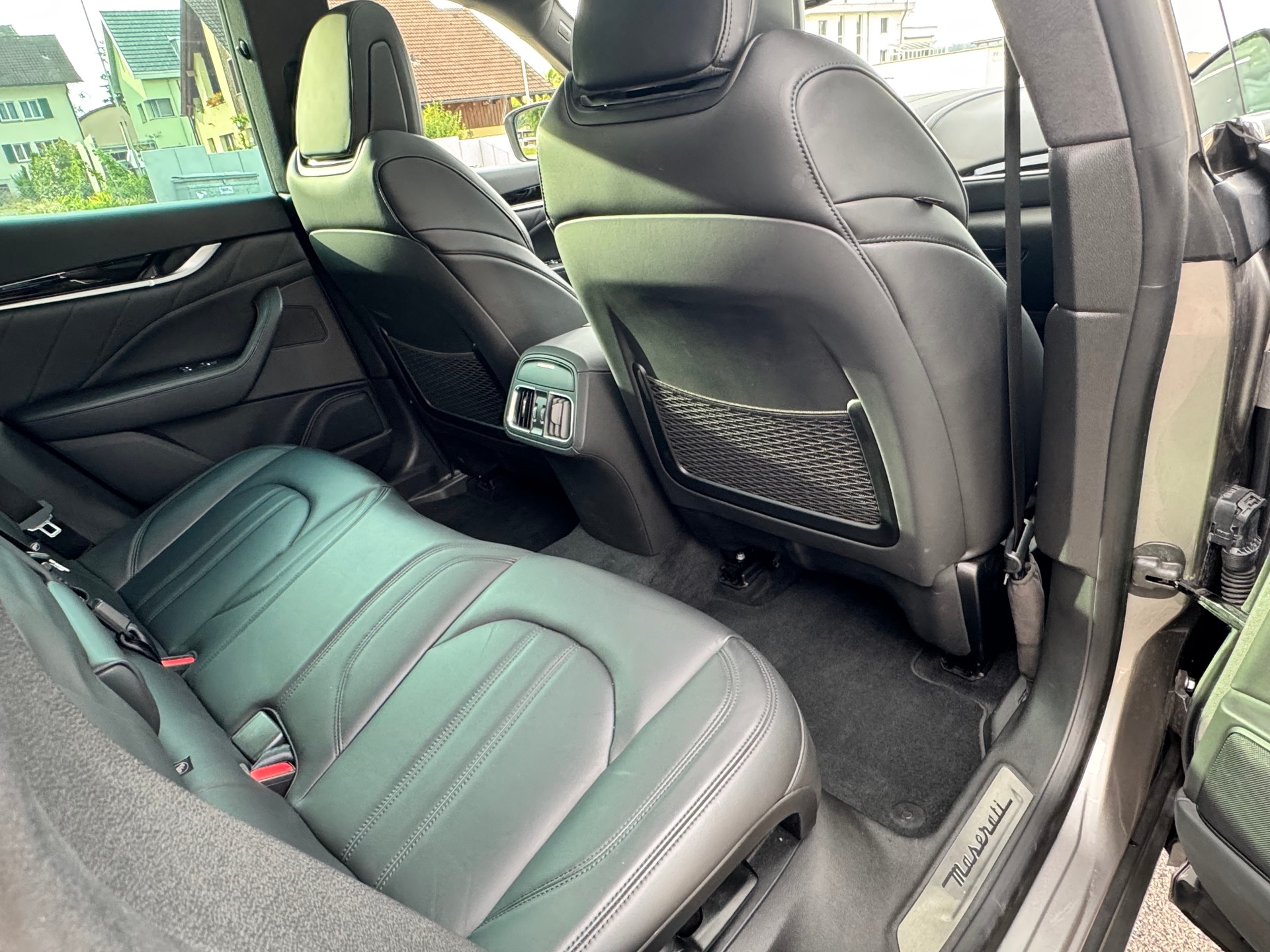MASERATI Levante S 3.0V6 GranSport Automatica(CH)-image-13