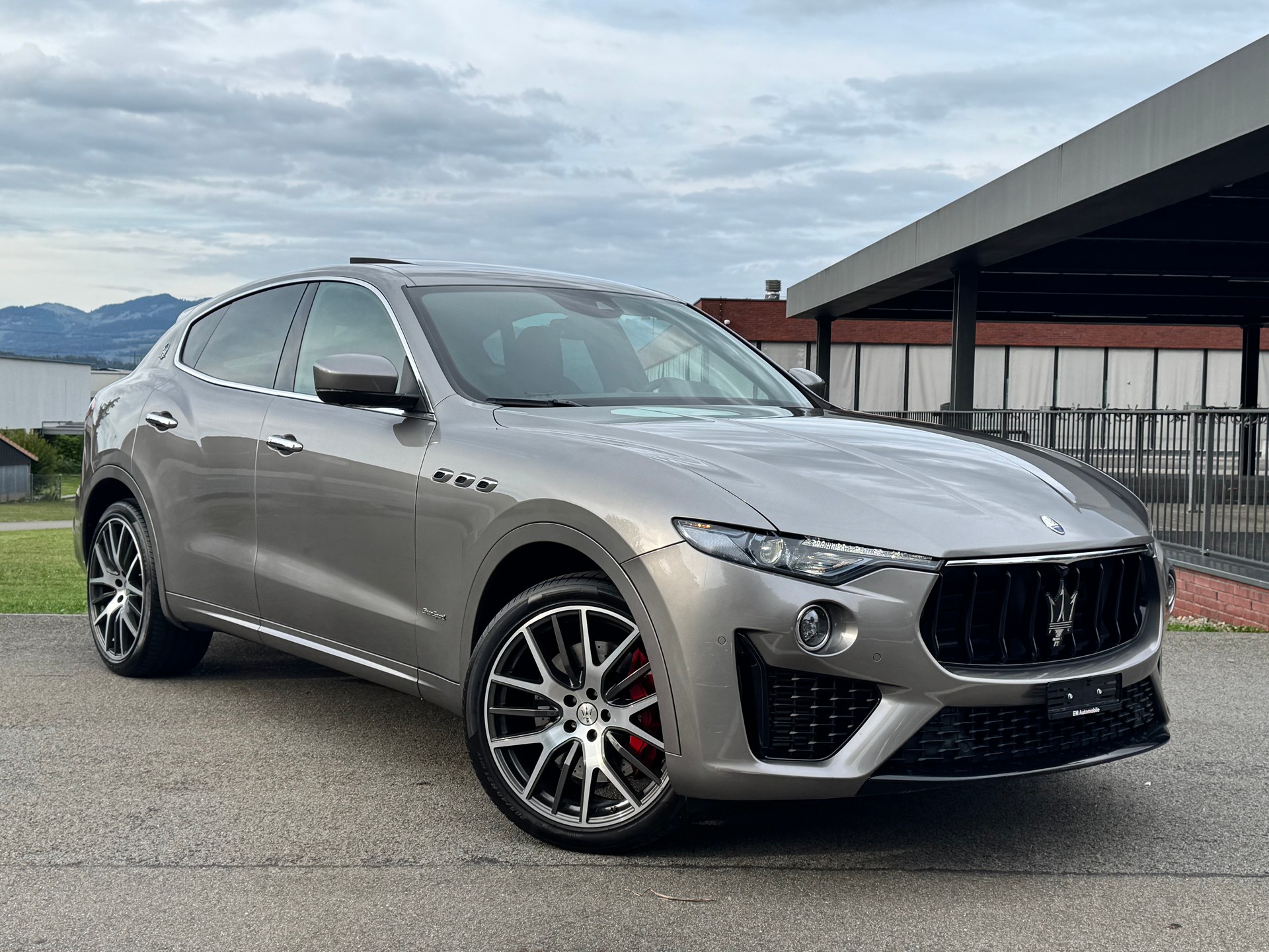MASERATI Levante S 3.0V6 GranSport Automatica(CH)-image-0