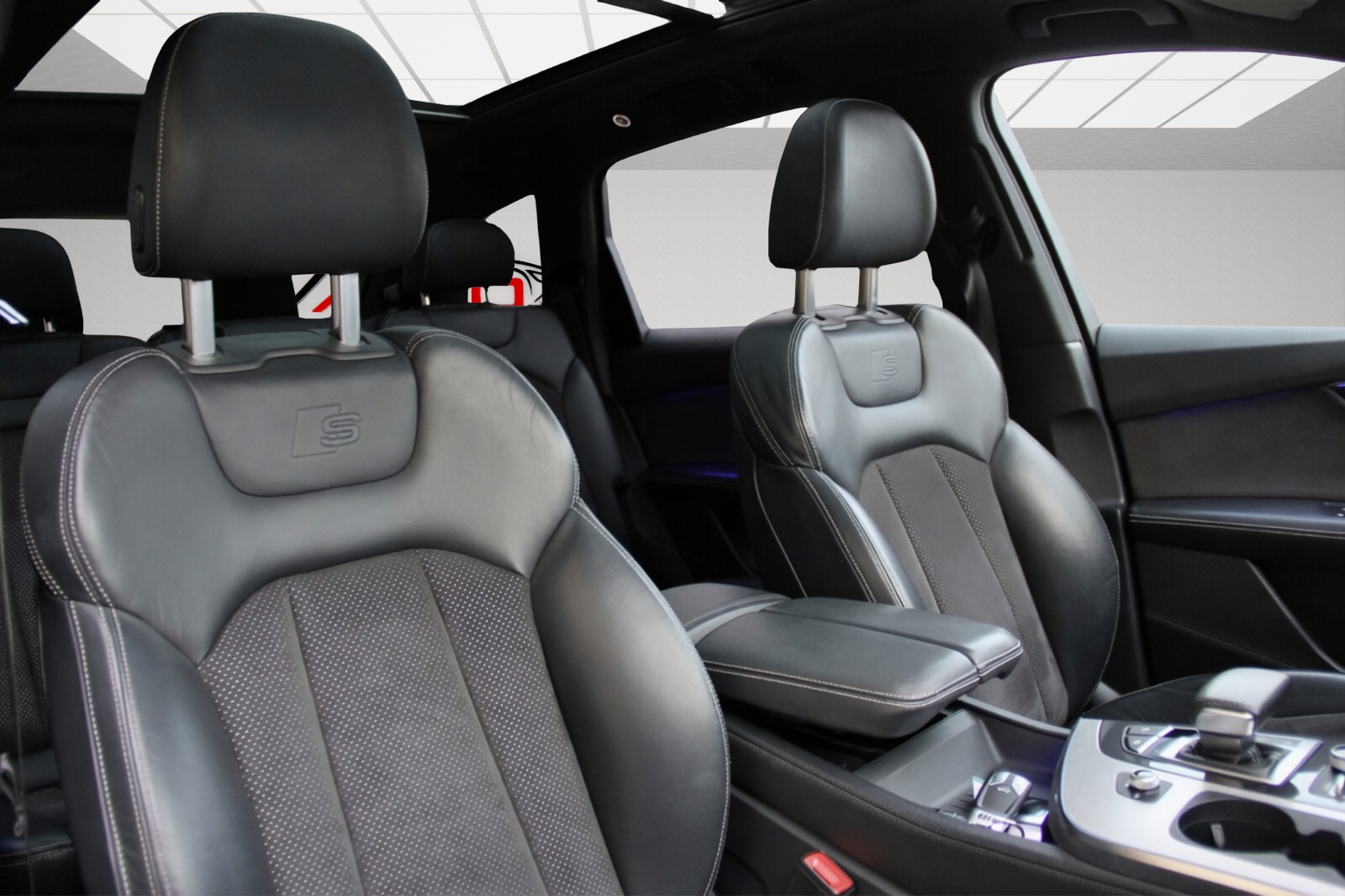 AUDI Q7 50 TDI quattro tiptronic-image-13
