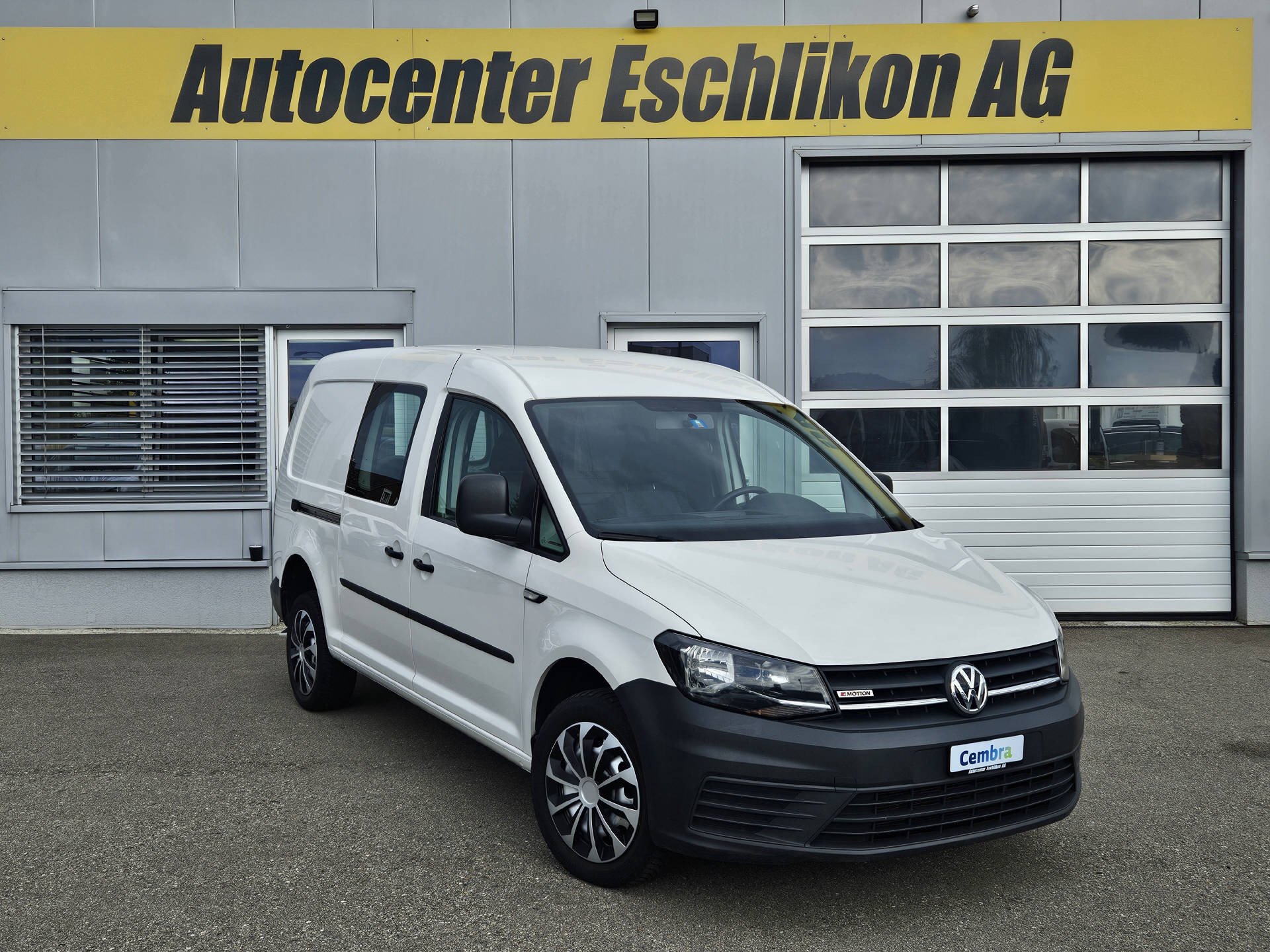 VW Caddy Maxi Kaw. 2.0 TDI 122 BMT 4motion * Klima * Anhängerkupplung * Navi *-image-2