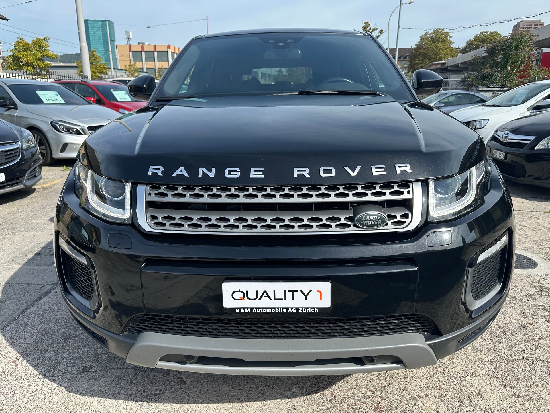 LAND ROVER Range Rover Evoque 2.0 Si4 SE AT9-showroom-element-1