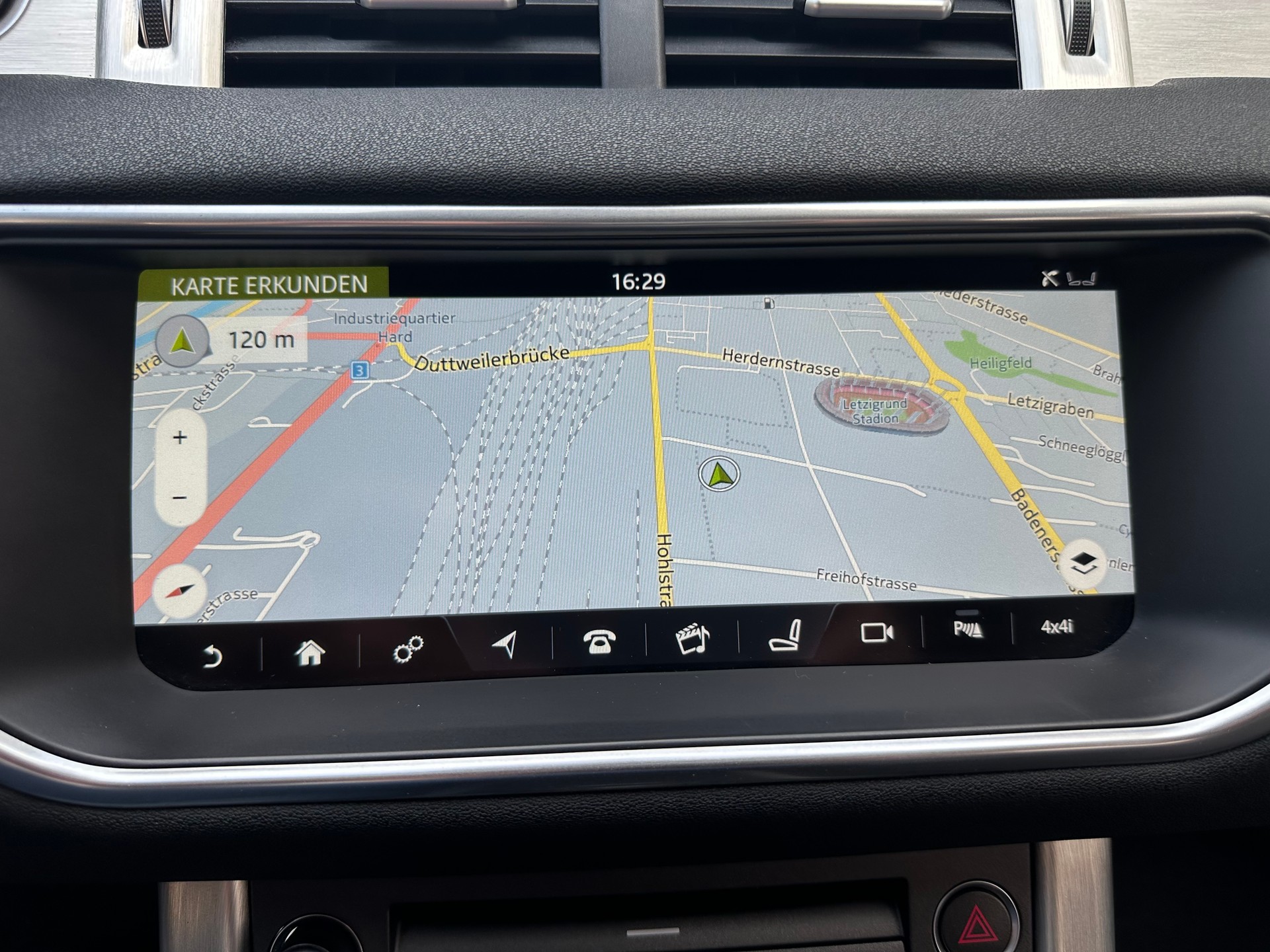 LAND ROVER Range Rover Evoque 2.0 Si4 SE AT9-image-22