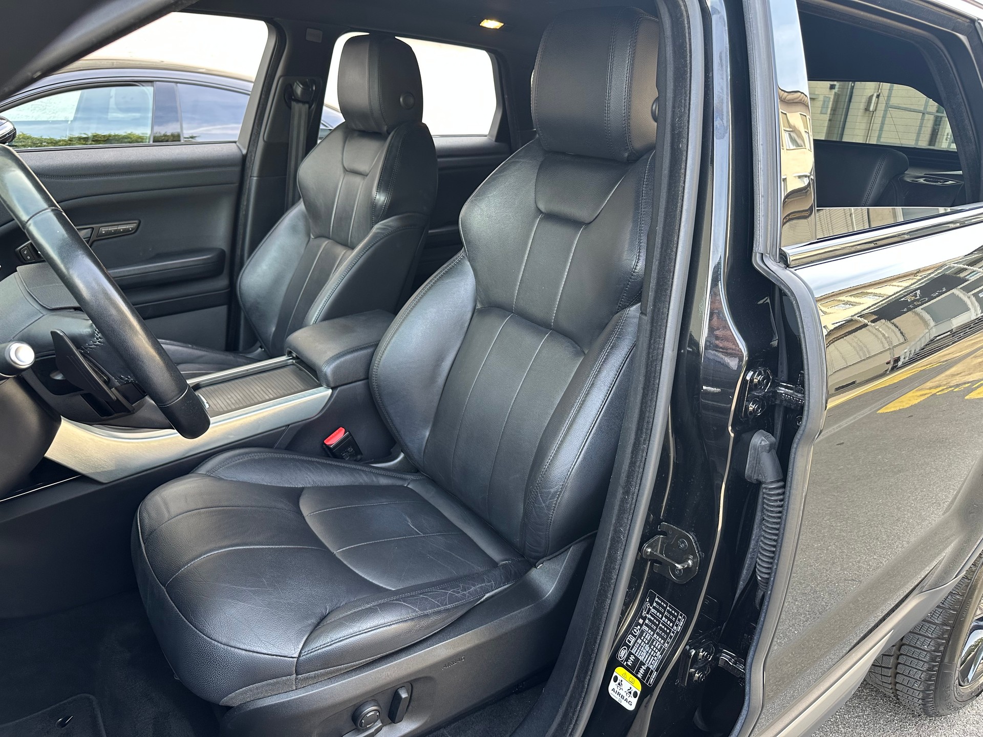 LAND ROVER Range Rover Evoque 2.0 Si4 SE AT9-image-12