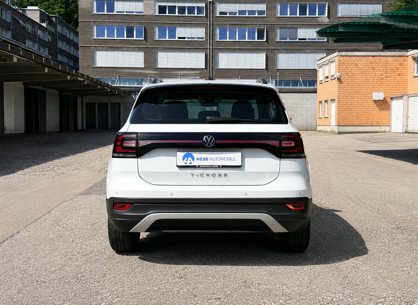 VW T-Cross 1.0 TSI Life-image-4