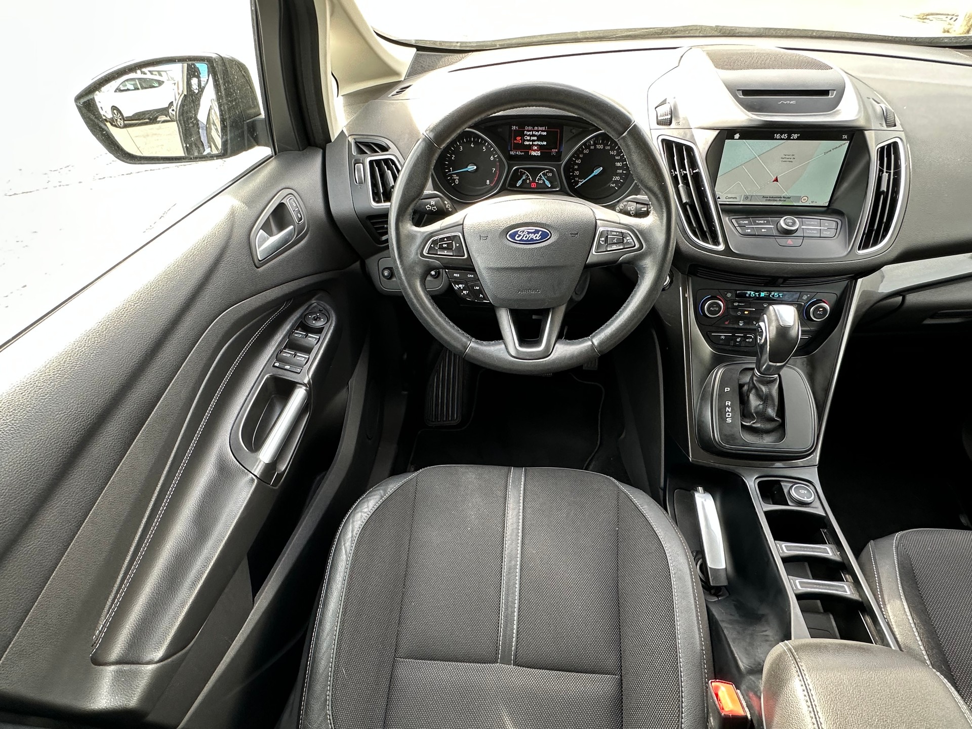 FORD GrC-Max 1.5 SCTi Titanium X-image-10