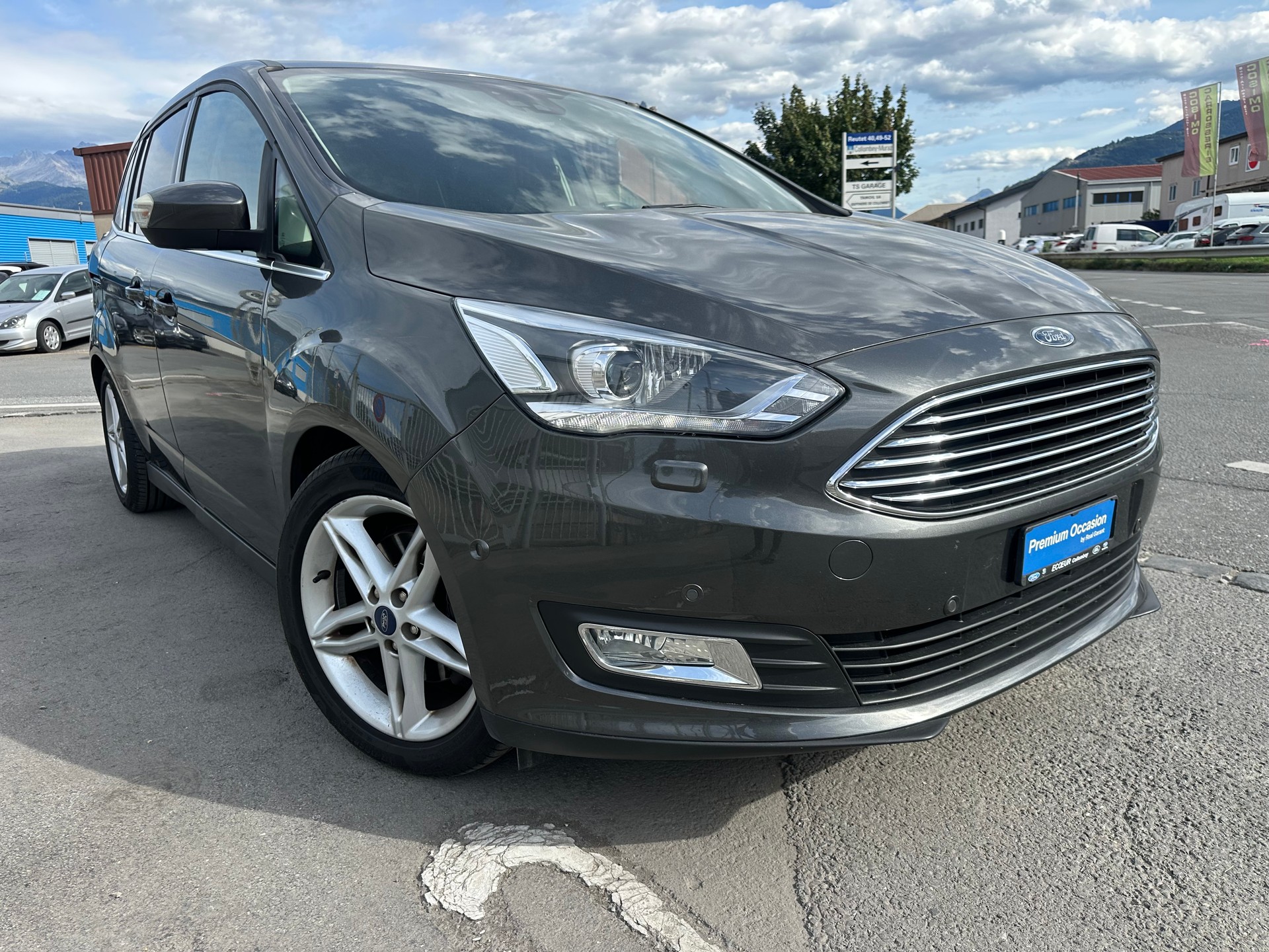FORD GrC-Max 1.5 SCTi Titanium X-image-1